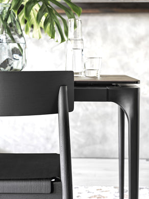 Silhoutte Dining Table
